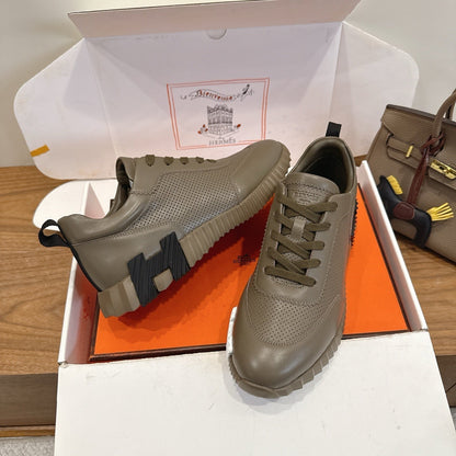 HM 26ss Sneakers Olive Green Leather 638569