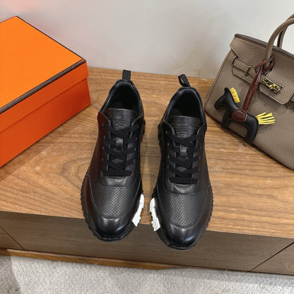 HM 26ss Sneakers Black Leather 638572