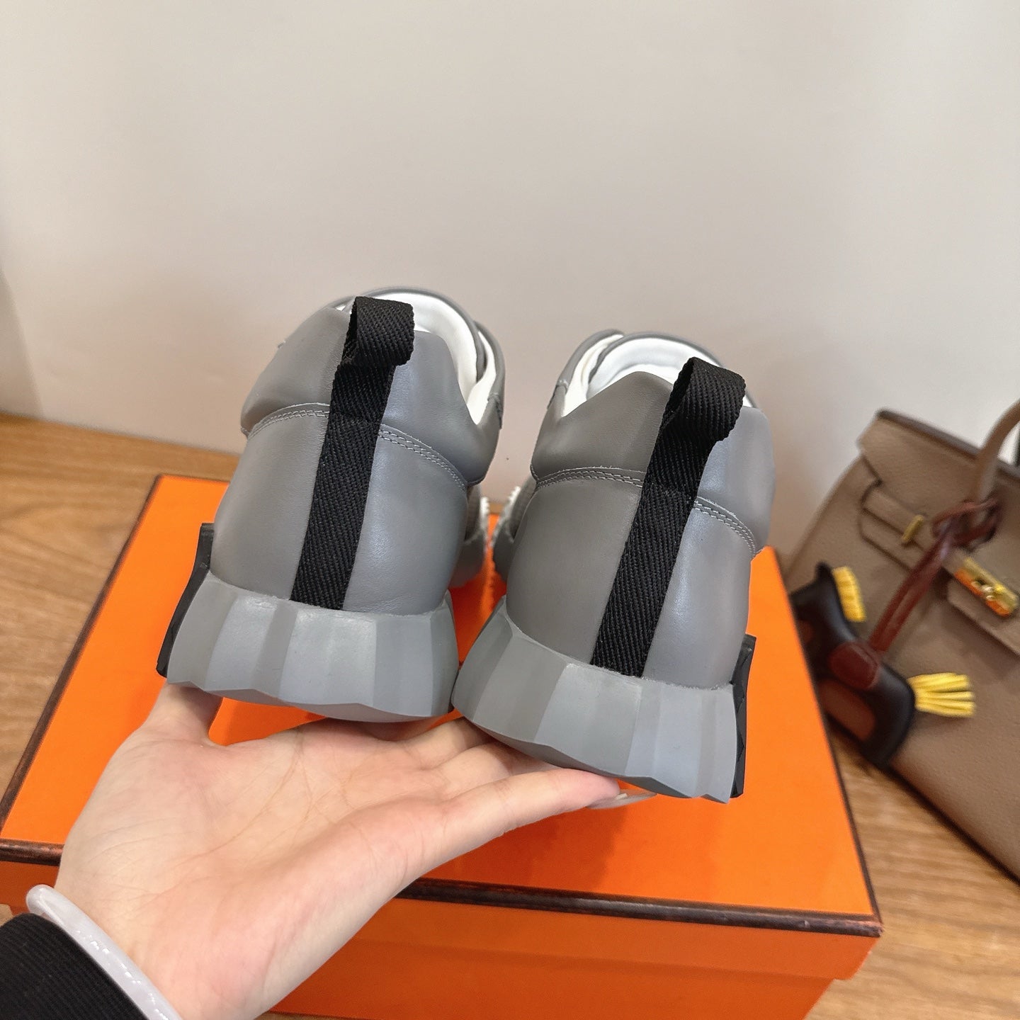 HM 26ss Sneakers Gray Leather 638579