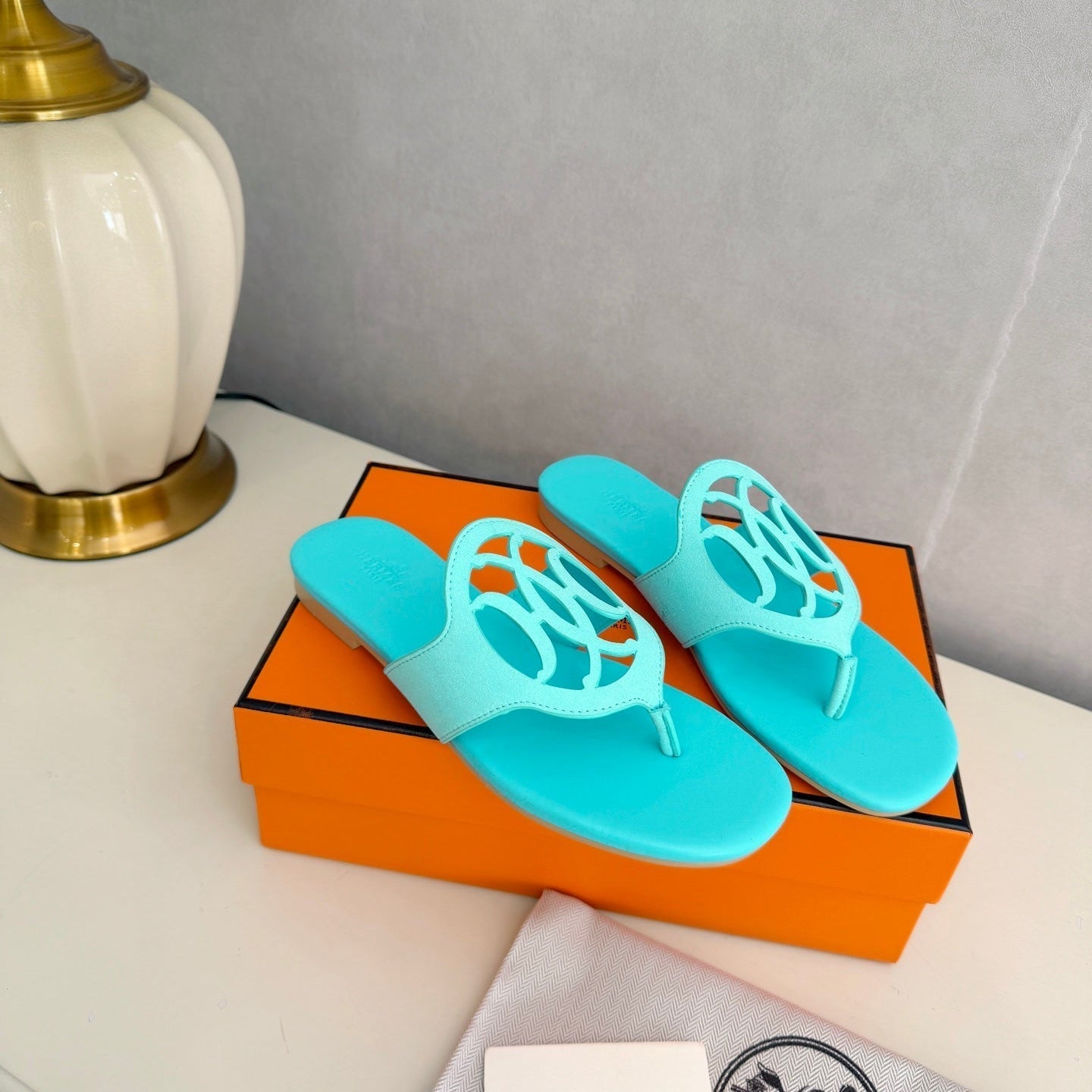HM 26ss Pig-Nose Slipper Turquoise Leather 605904