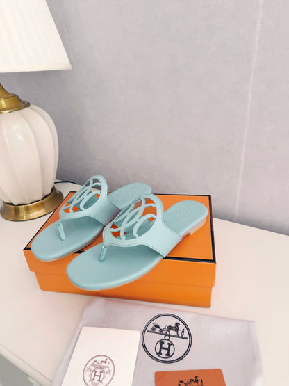 HM 26ss Pig-Nose Slipper Baby Blue Leather 605910
