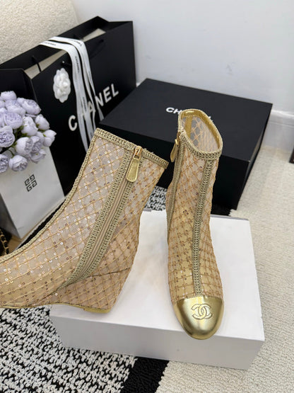 CC 26 Wedge Heel Boot Gold Mesh Leather 588858