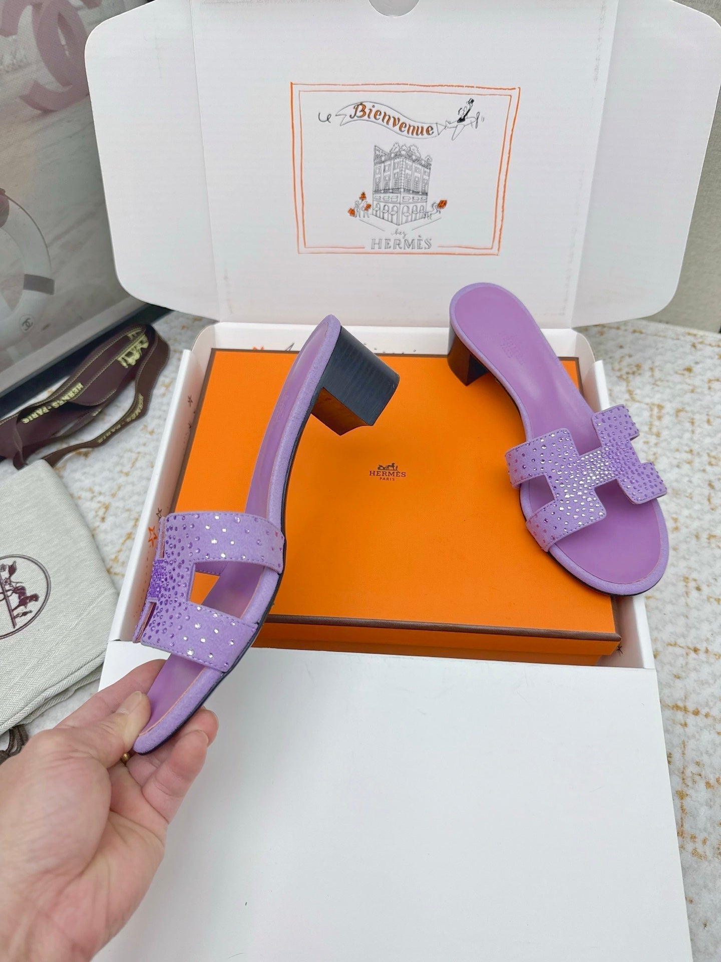 HM 26ss Oran Sandals 50 Purple Crystal Suede Cowhide 625258