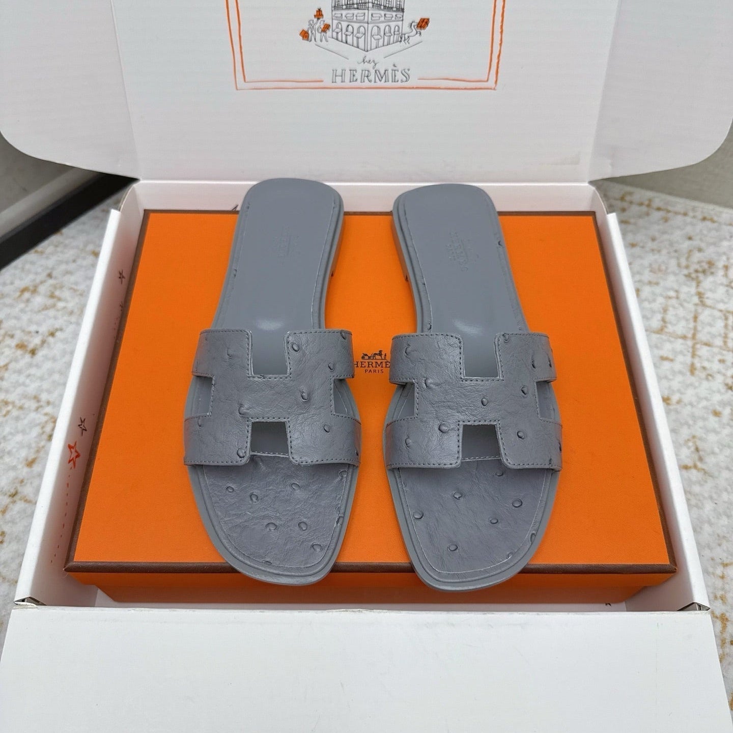 HM 26ss Oran Sandals Ostrich Leather 625092