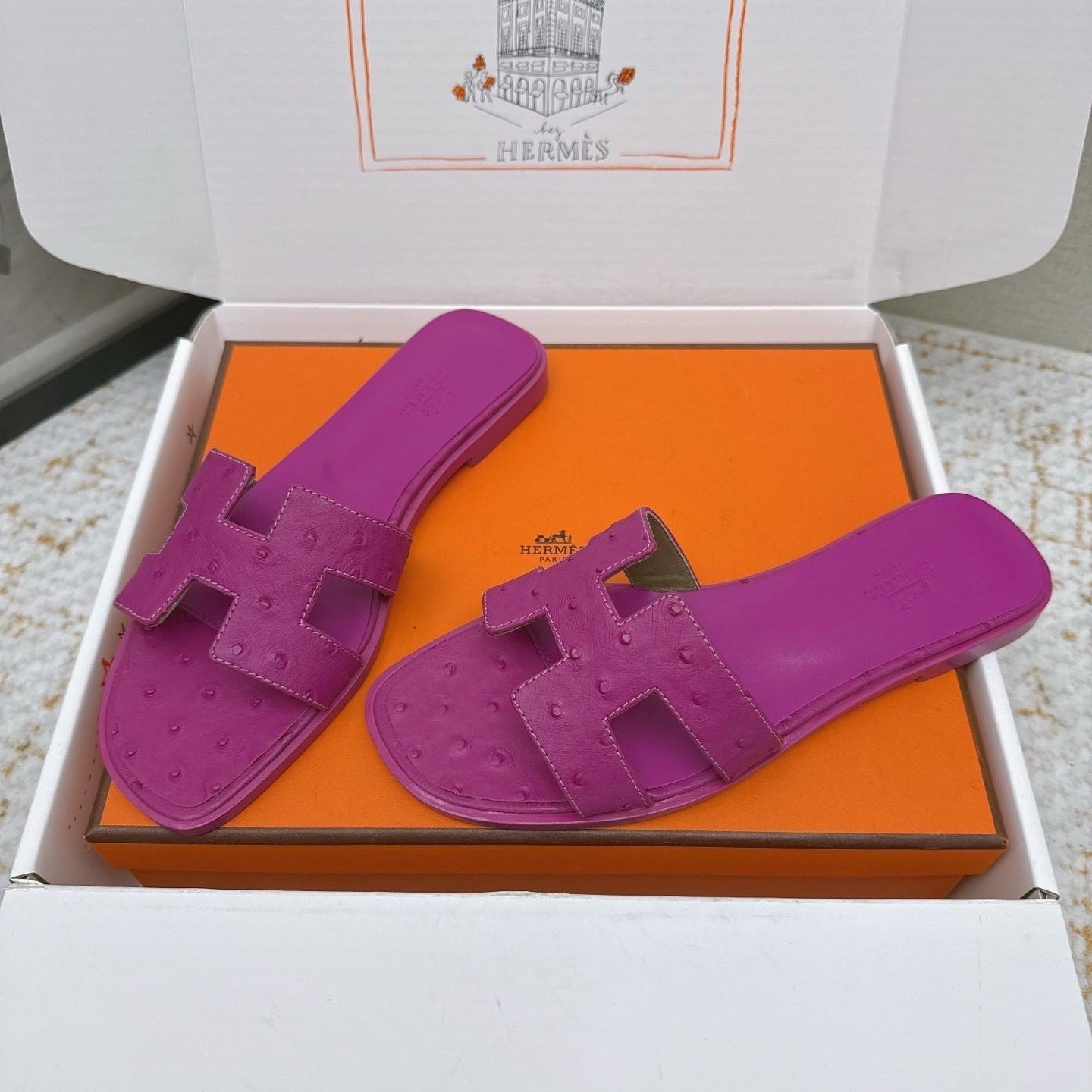 HM 26ss Oran Sandals Purple Ostrich Leather 625109