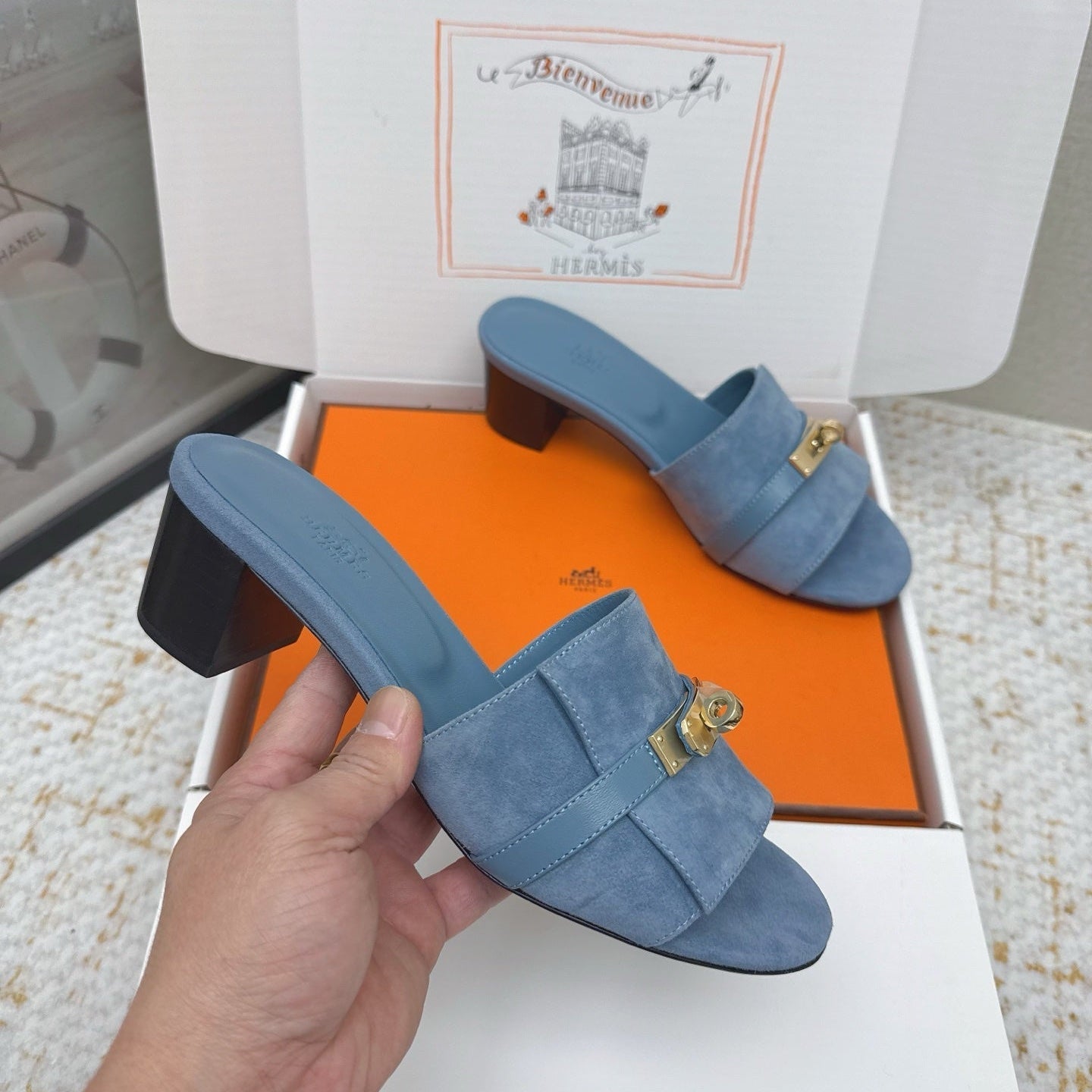 HM 26ss Oasis Sandals 50 Blue Suede Cowhide 625151