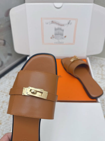HM 26ss Oasis Sandals Brown Sheepskin Gold Buckle 625160