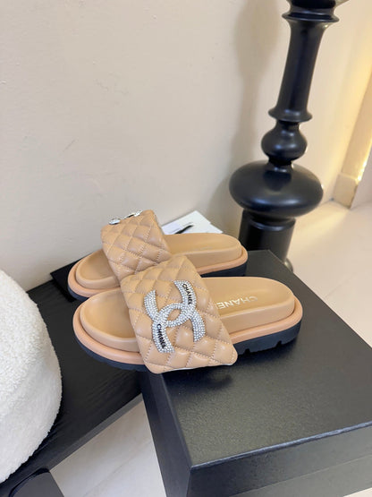CC 26s Slippers Beige Sheepskin 627177