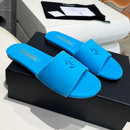 Chanel 2026 Kiss's Flat Sandals Sheepskin Velvet 802307