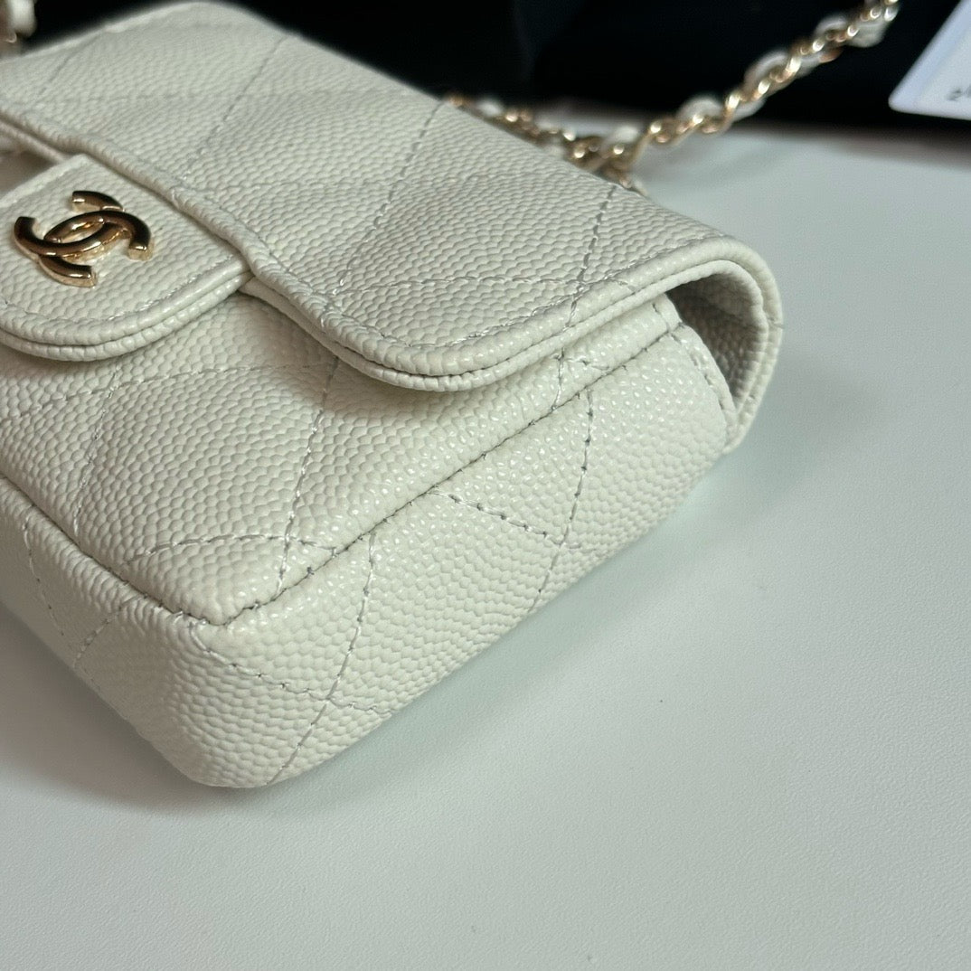 CC 26s Waist Belt Bag Chain White Caviar 212331