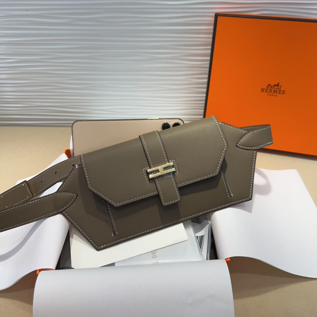 HM Elan Pocket Belt Taupe Sliver Calfskin 202783