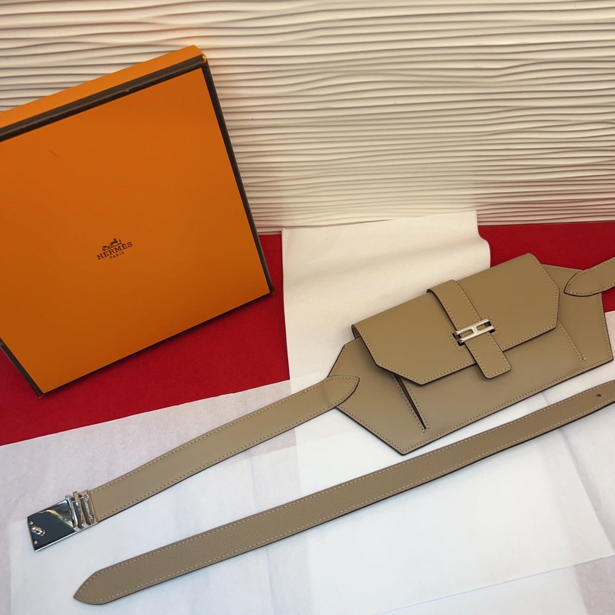 HM Elan Pocket Belt Khahi Sliver Calfskin 202788