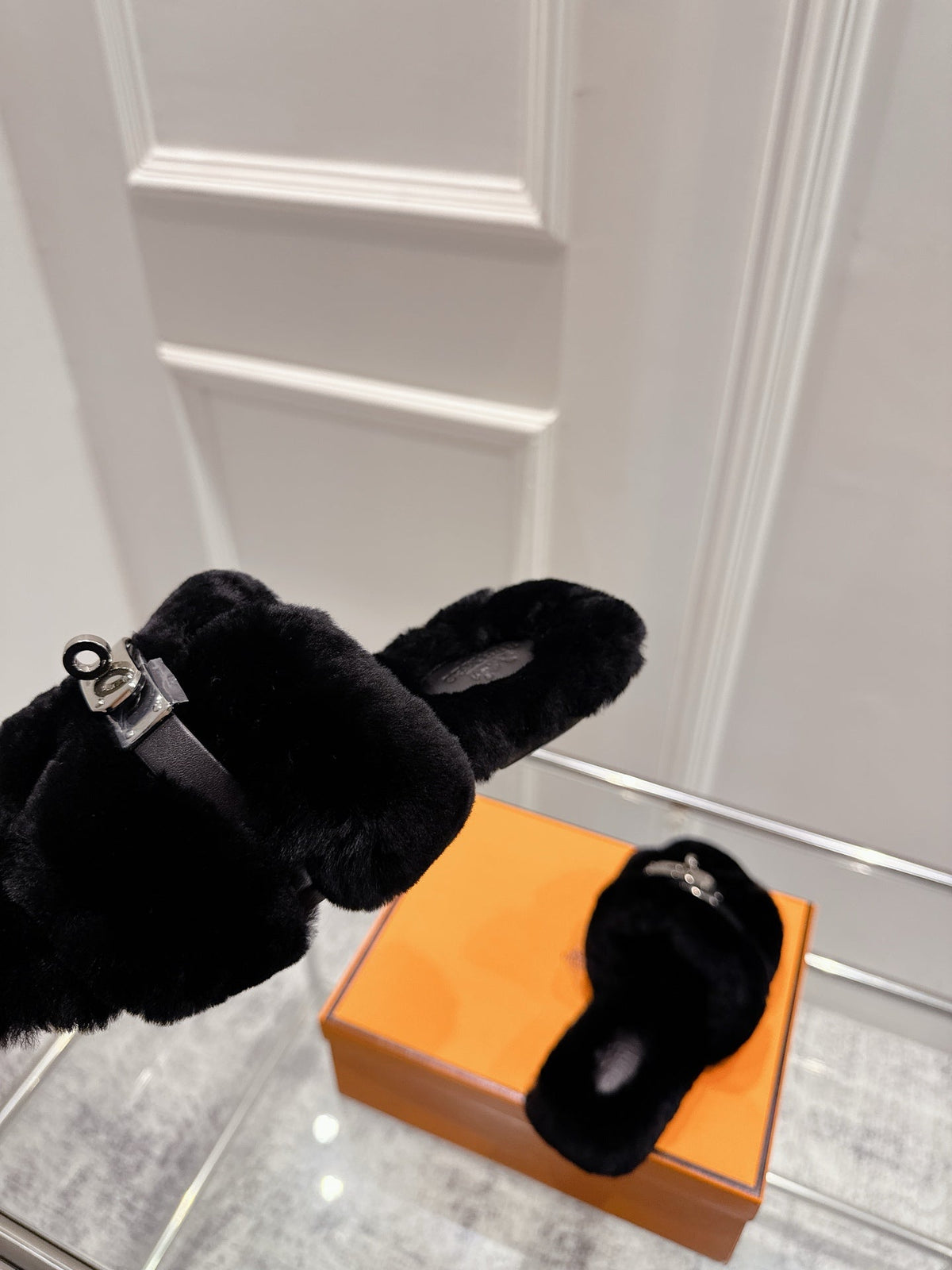 HM Oran slippers sliver buckle black wool