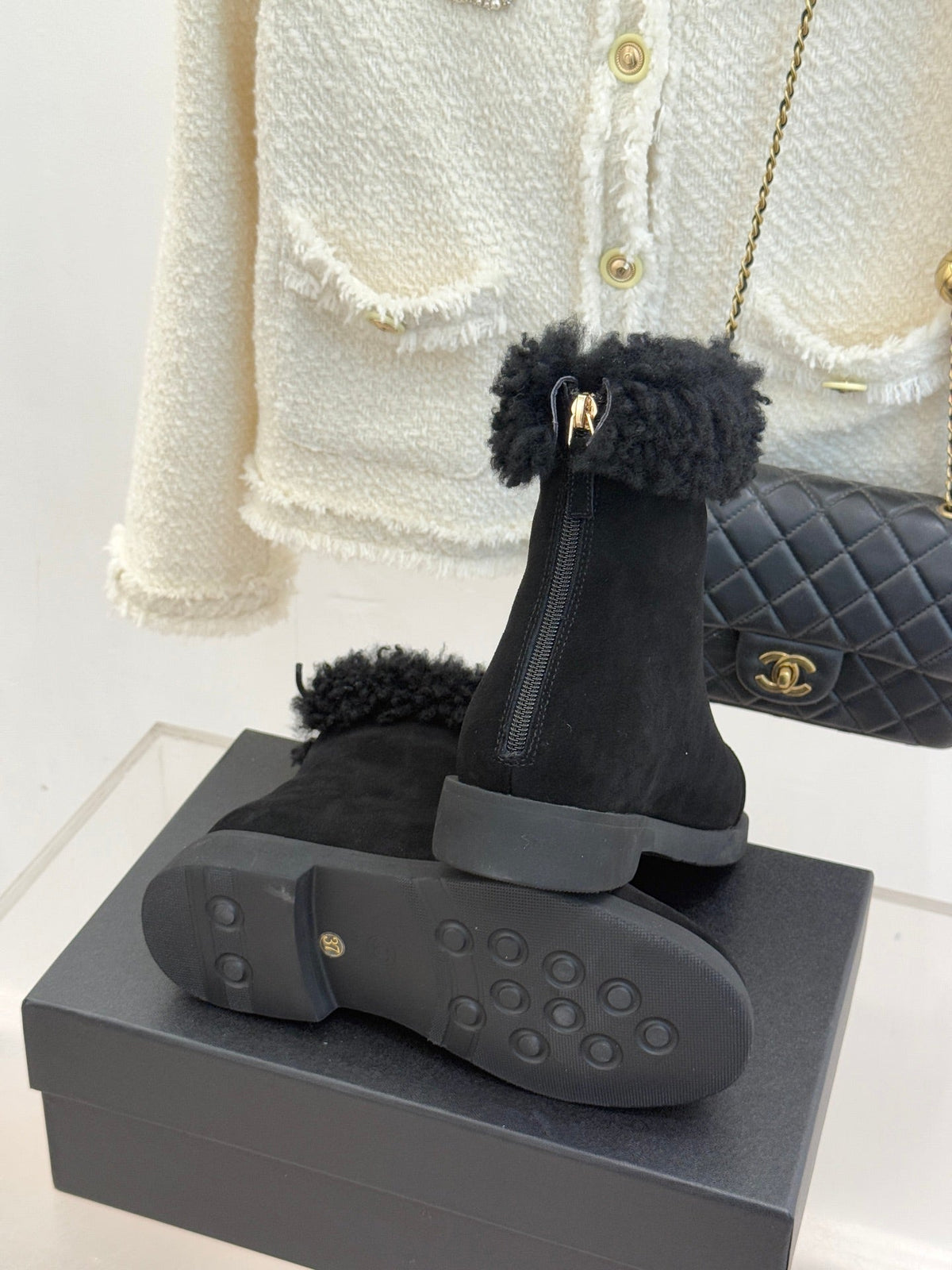 CC 25s Ankle Boots Black Suede Wool 512069
