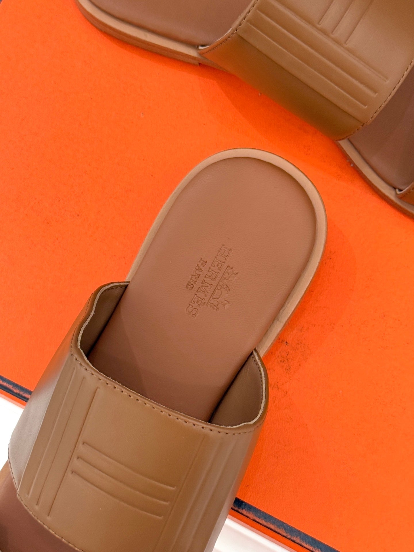 HM 26ss Flat Slippers Brown Sheepskin 642855