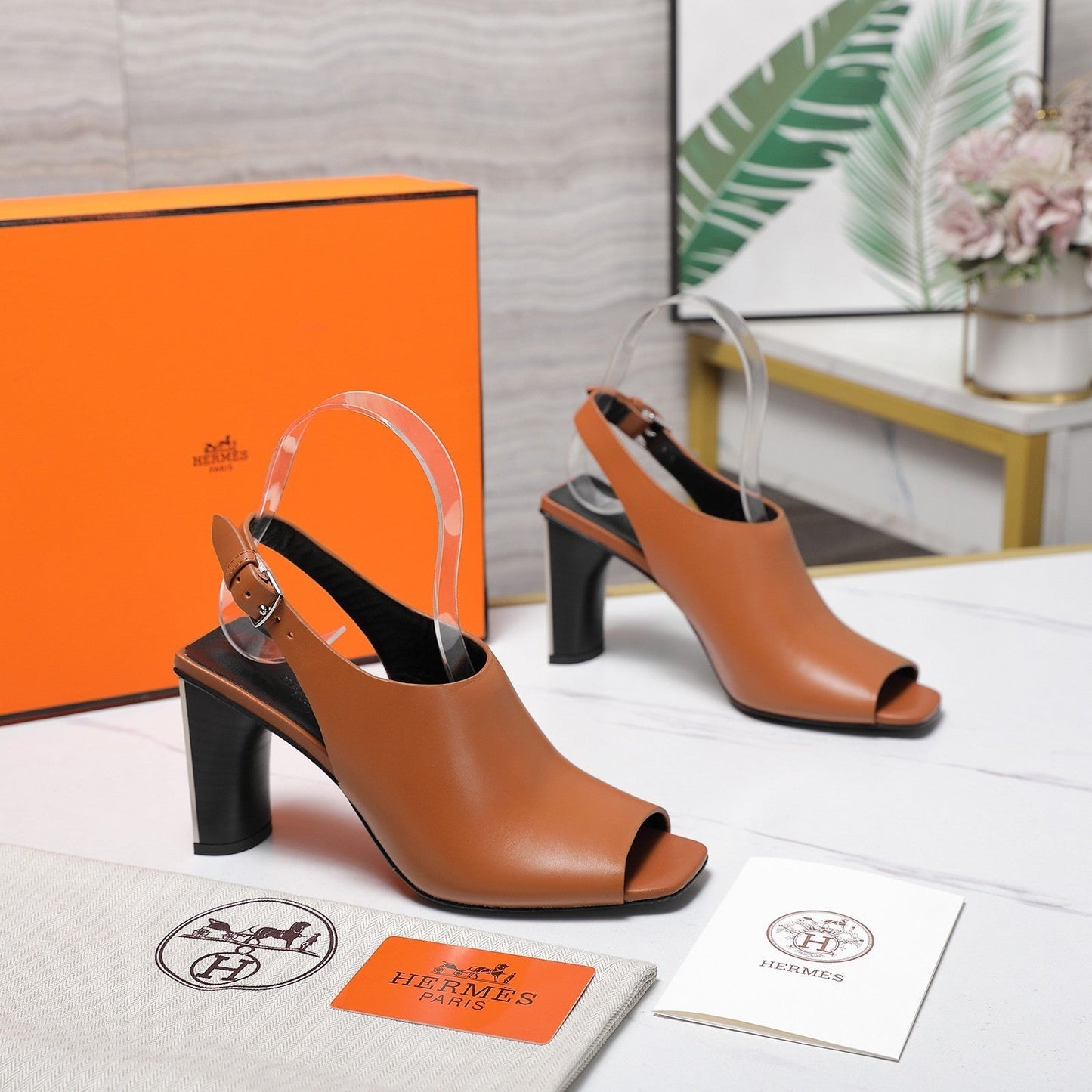 HM 26ss Peep-Toe Sandals 80 Tan Black Cowhide 601239