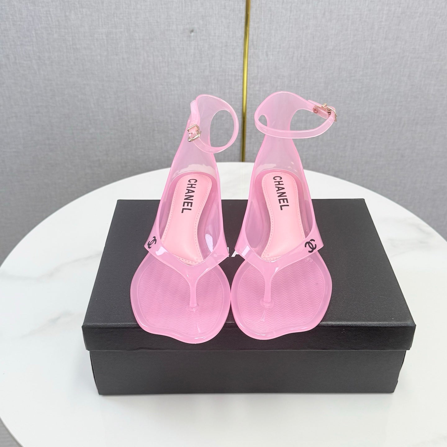 Chanel 2026 Thong Sandals CPU Crystal Lining 801673