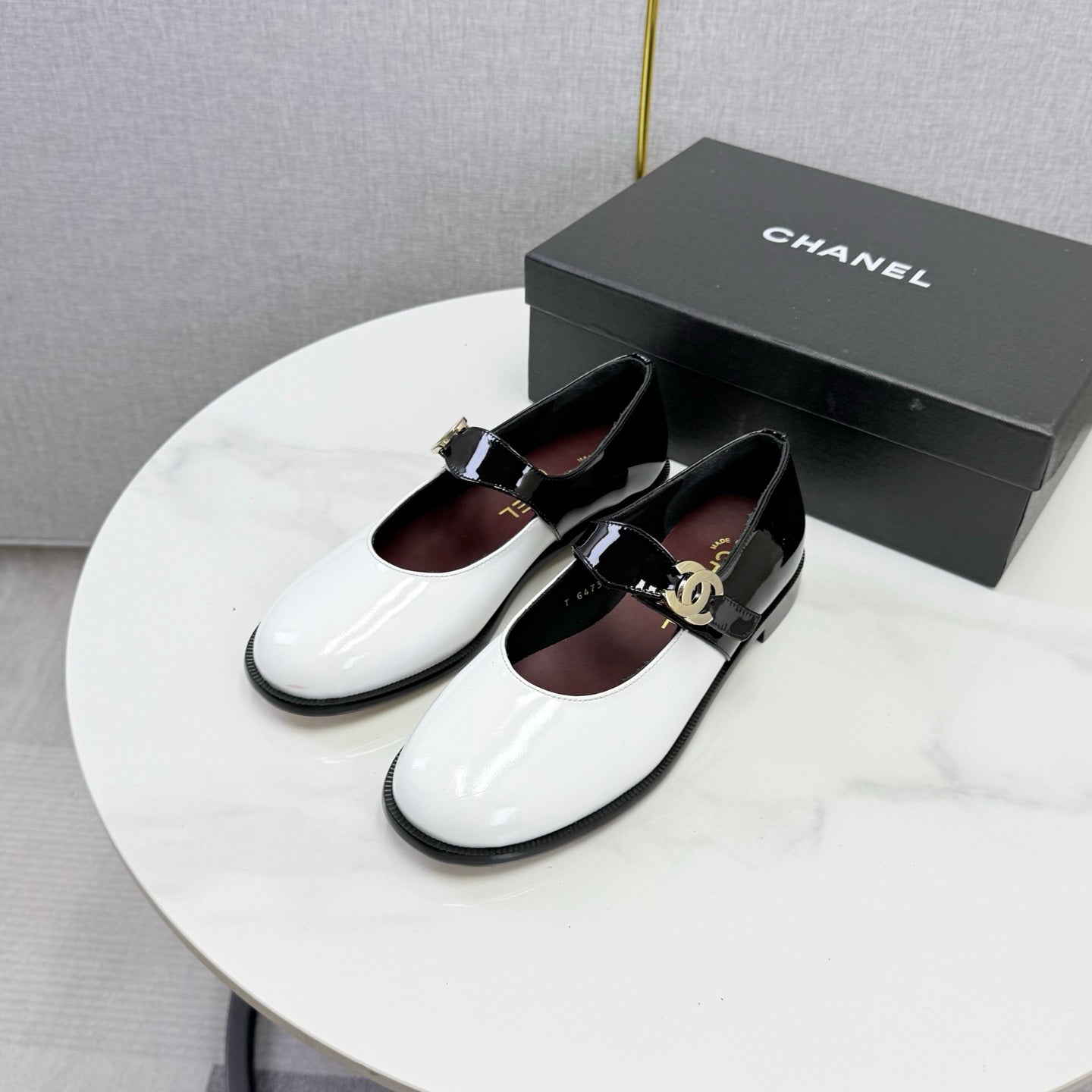 Chanel 2026 Ballet Flat Glossy Leather 904496