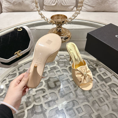 CC 26s Camellia High-Heeled Slippers Sheepskin