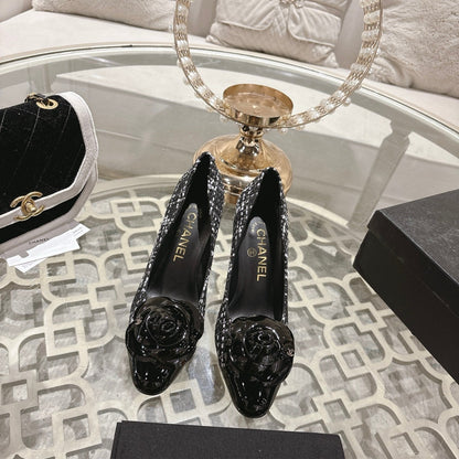 CC 26s High Heels Pump 85 Black White Wool Fabric 627015