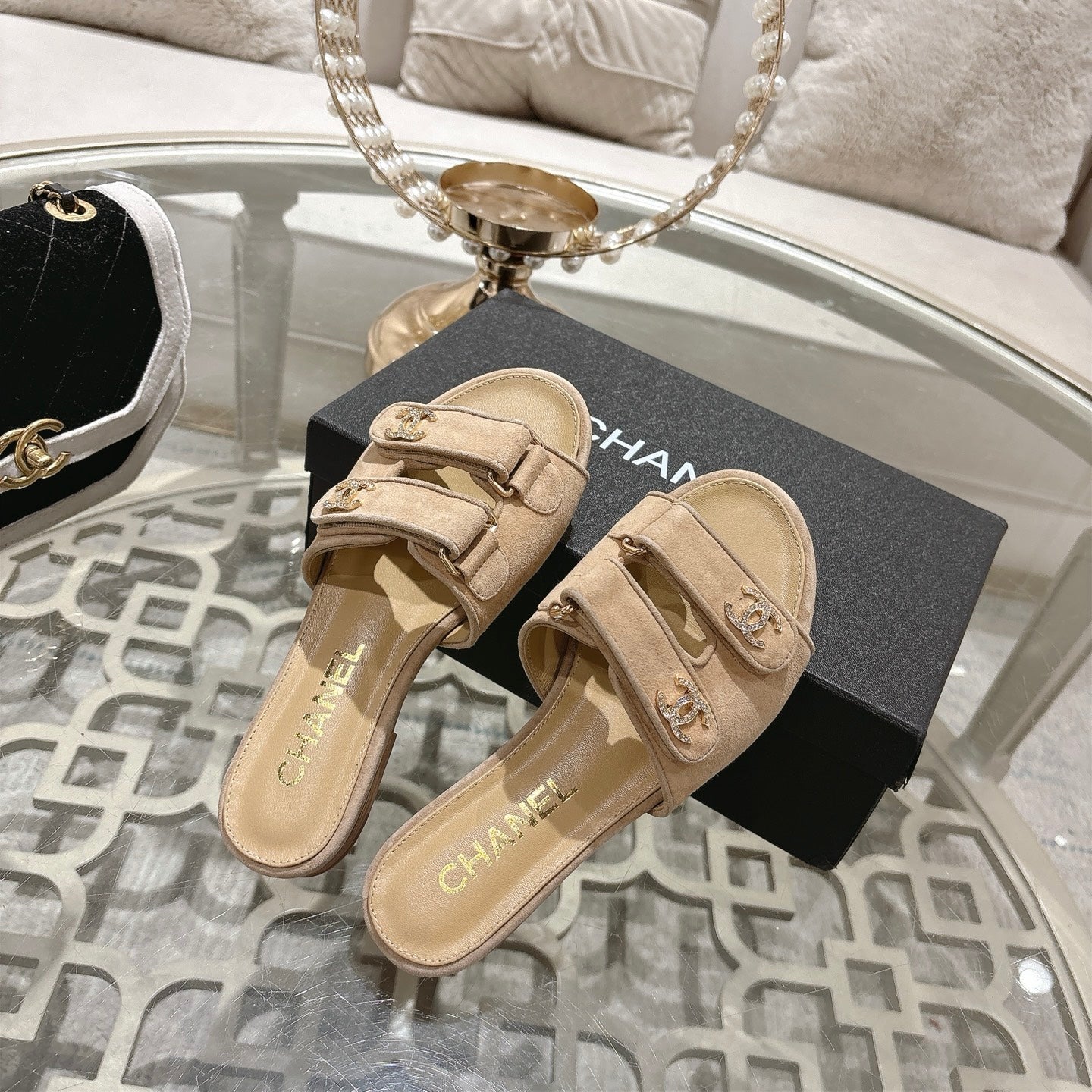 CC 26s Buckle Sandals Beige Suede Sheepskin 627078