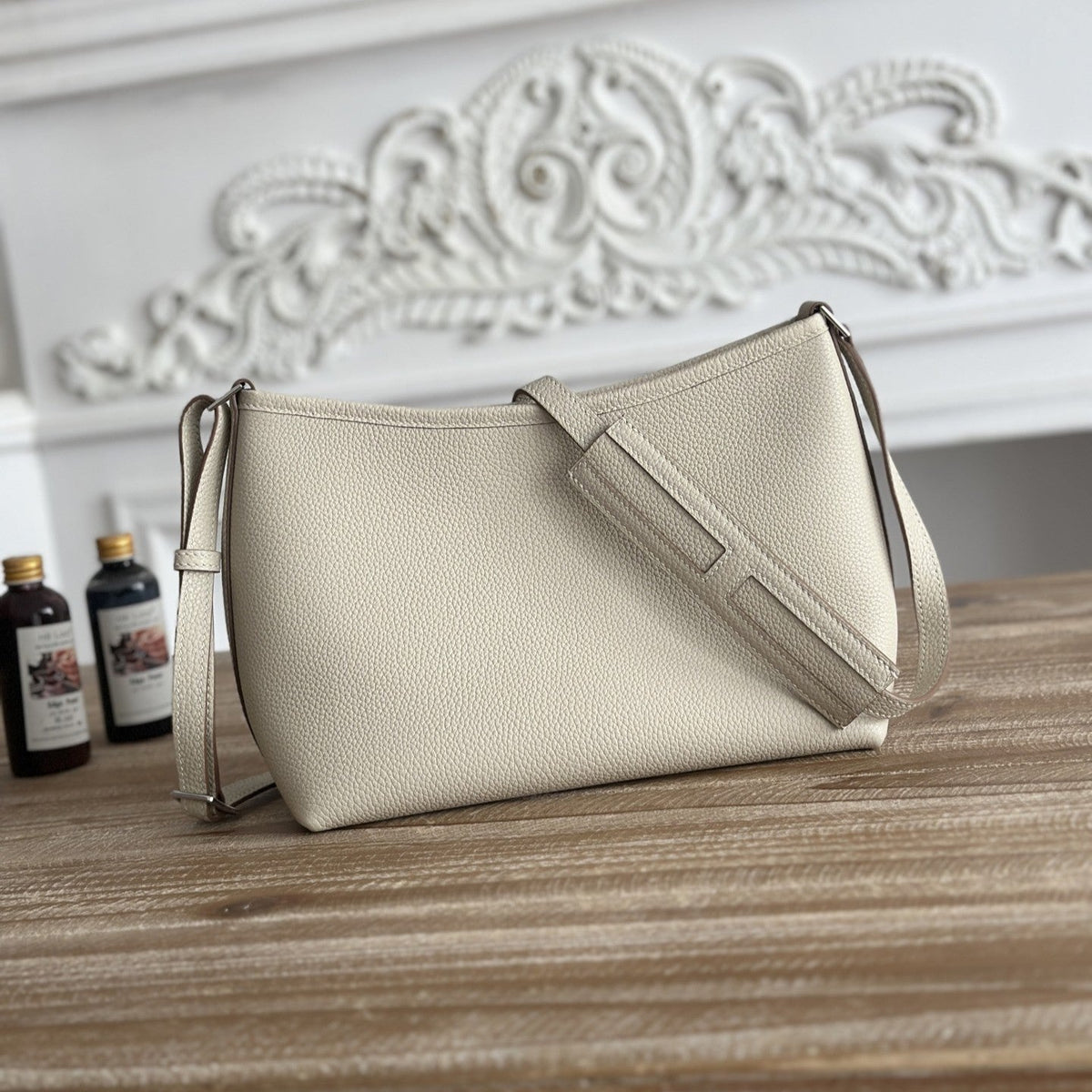 HM Berlingot Shoulder Bag Off White Epsom Leather 270326