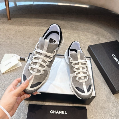 CC 26s Sneaker Gray Suede 647435