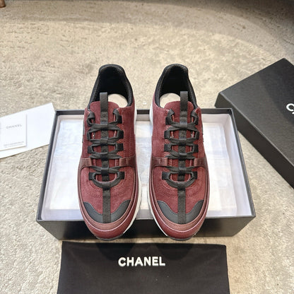 CC 26s Sneaker Burgundy Suede 647431