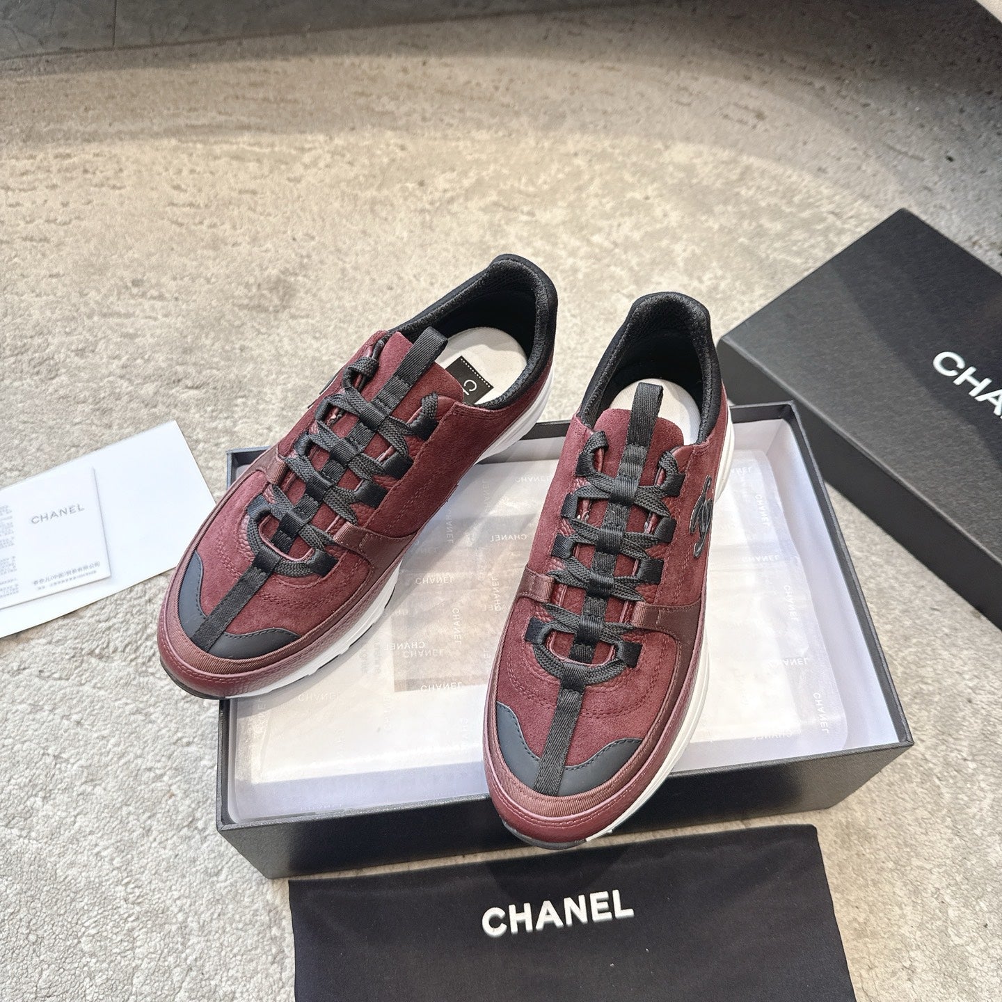 CC 26s Sneaker Burgundy Suede 647431