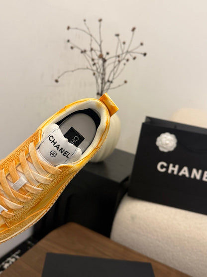 CC 26s Casual Sneaker Sunny Orange Leather 183617