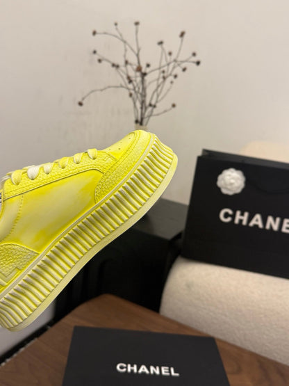 CC 26s Casual Sneaker Yellow Leather 183618