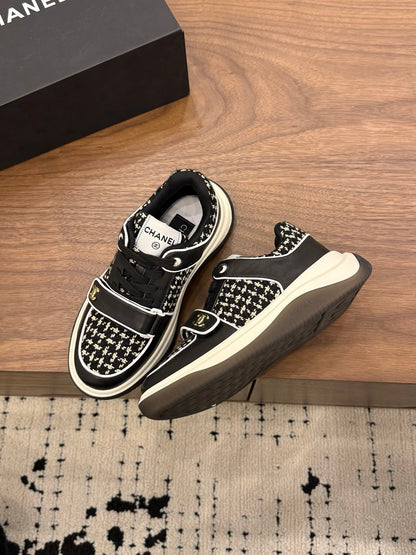 CC 26s Casual Sneaker Black Tweed Leather 183599