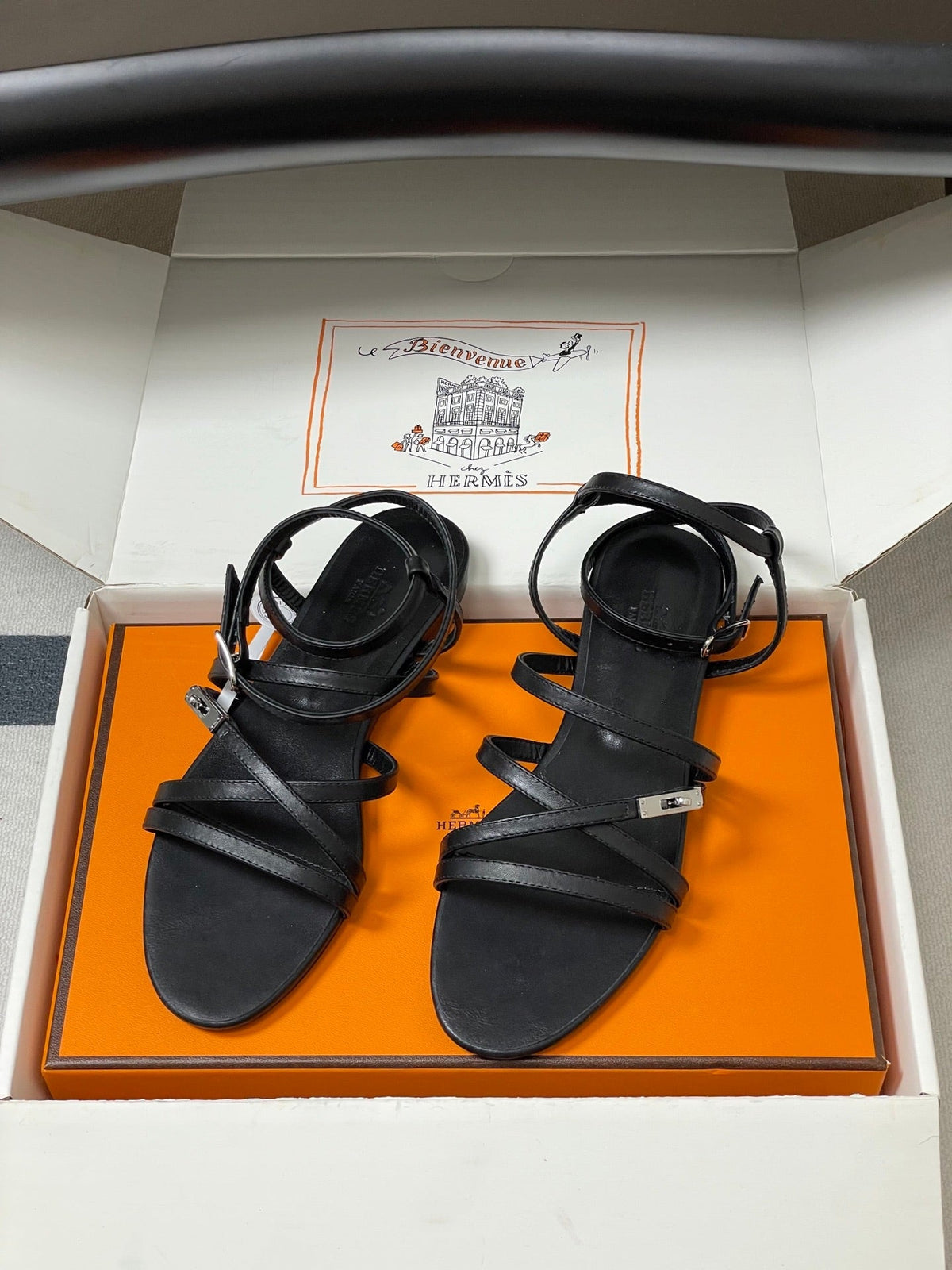 HM Lullaby Sandals Black Calfskin 593790