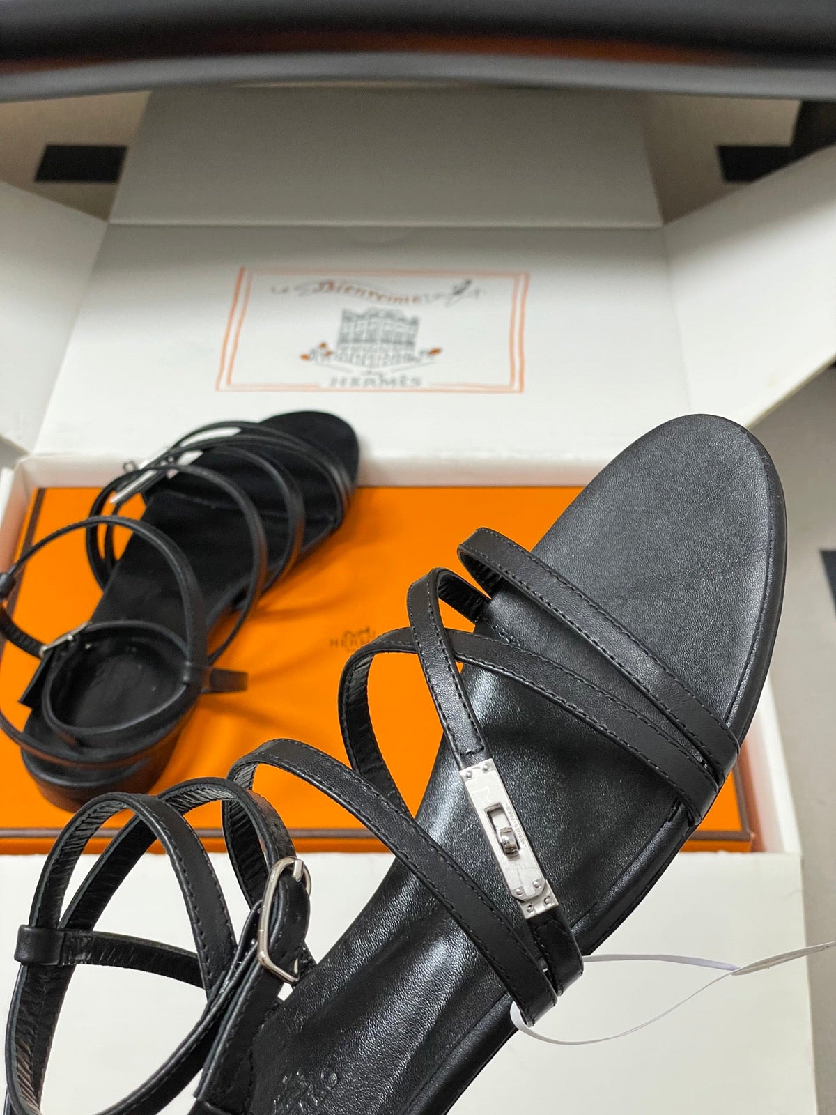 HM Lullaby Sandals Black Calfskin 593790