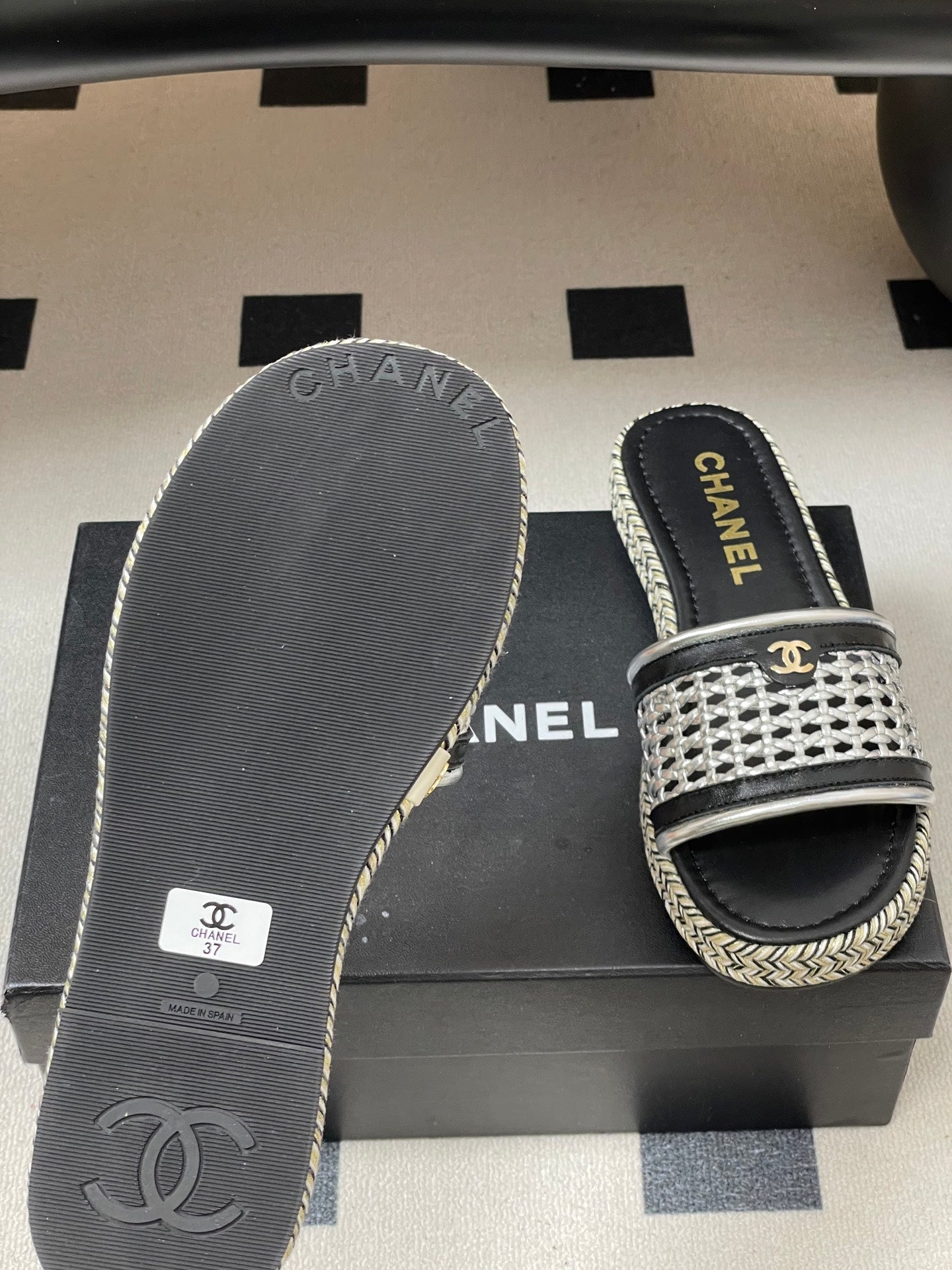 CC 26s Platform Slippers Black Sliver Cowhide 649460