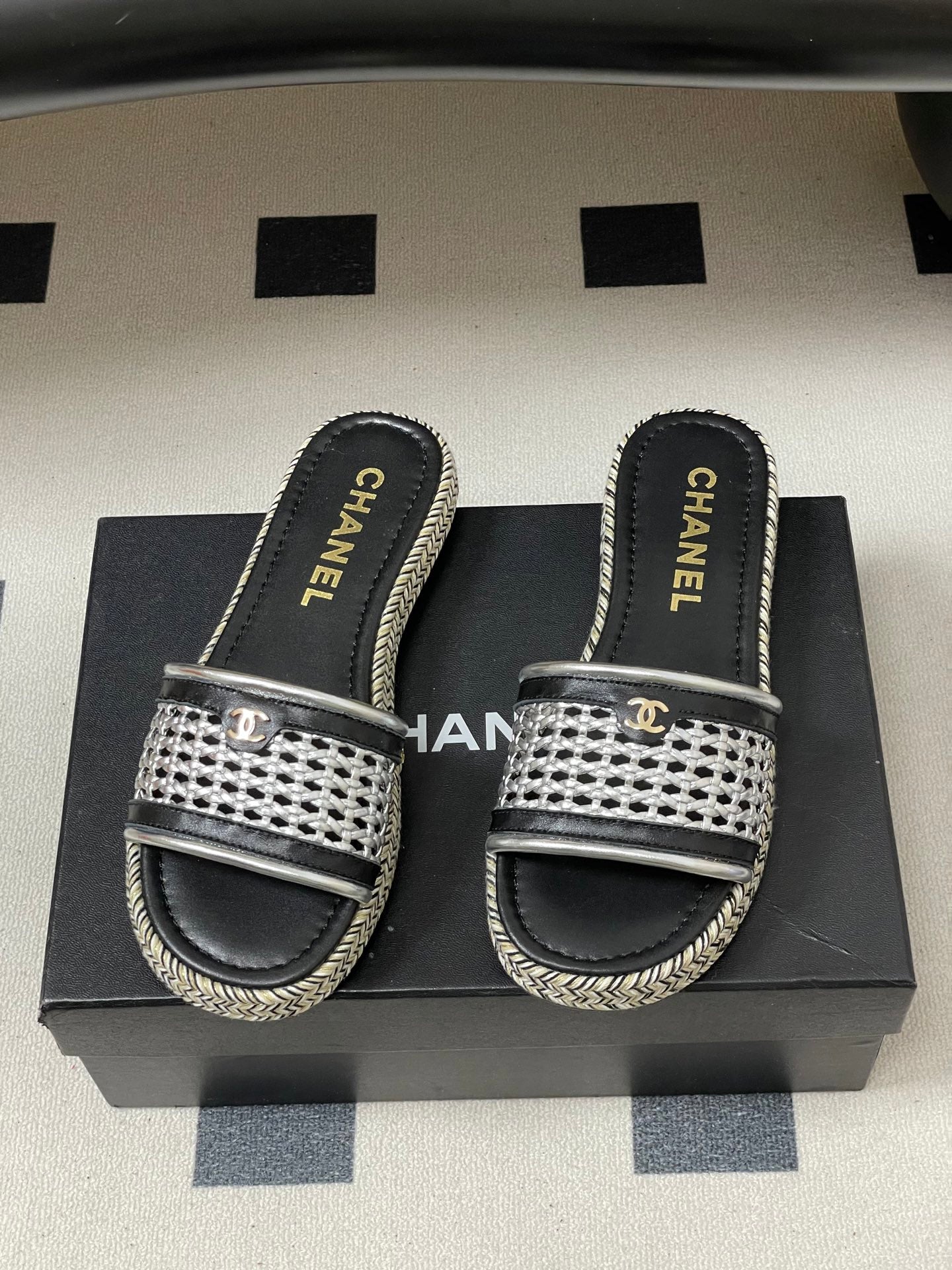 CC 26s Platform Slippers Black Sliver Cowhide 649460