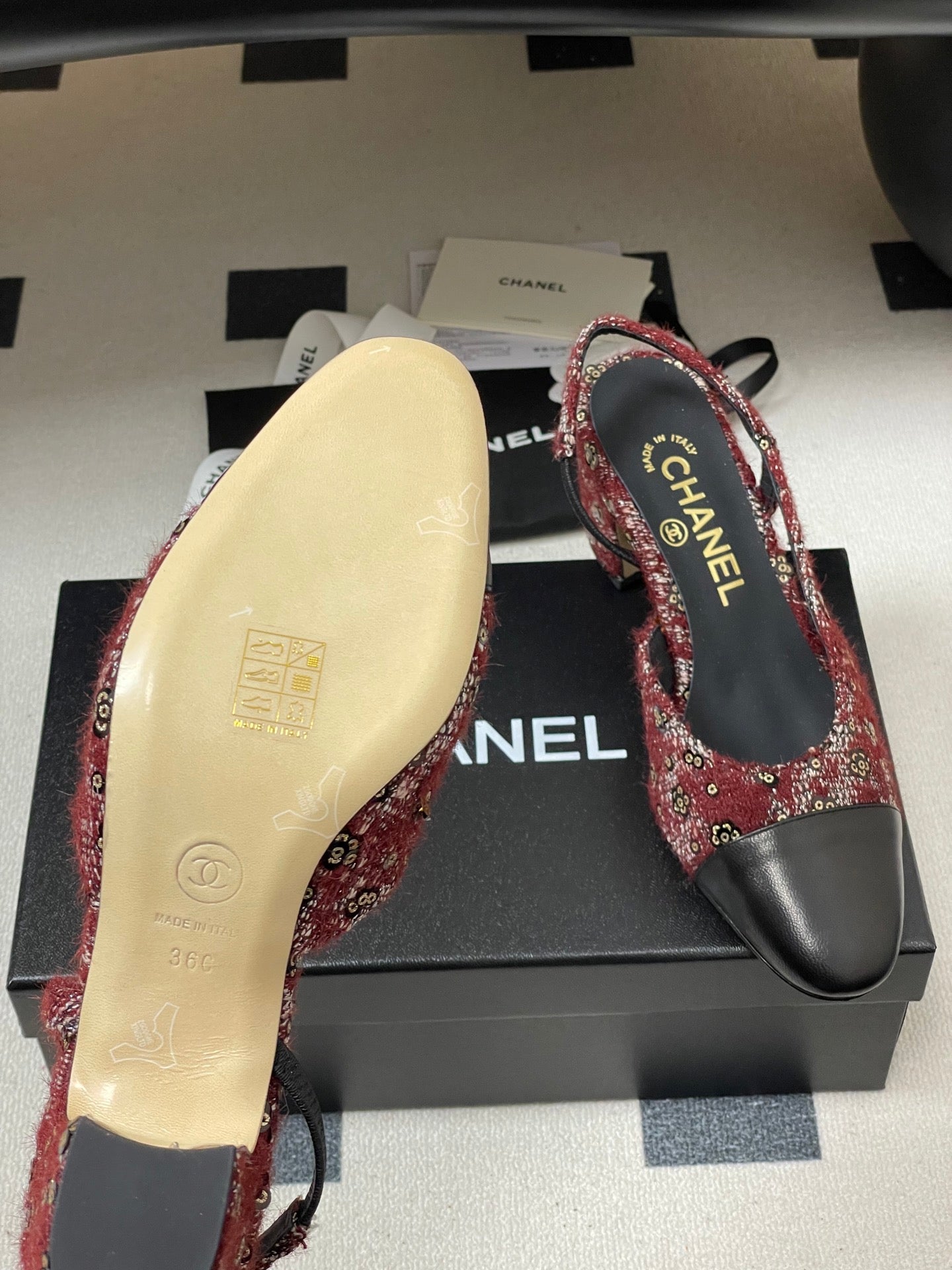 CC 26s Slingback 65 Dark Red Black Tweed Sheepskin 649423