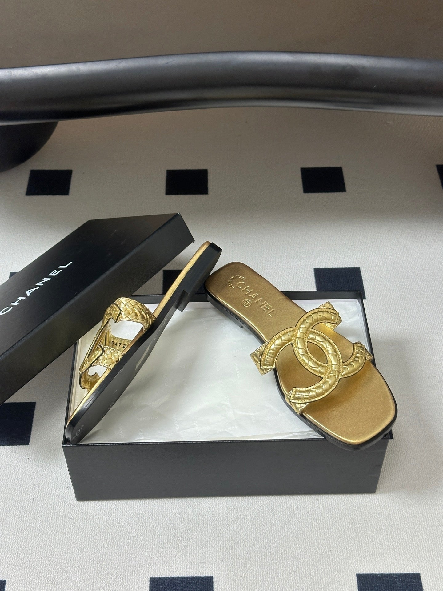 Chanel 2026 Ballet Flats Cowhide 834686