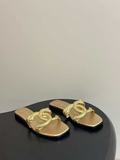 Chanel 2026 Ballet Flats Cowhide 834686