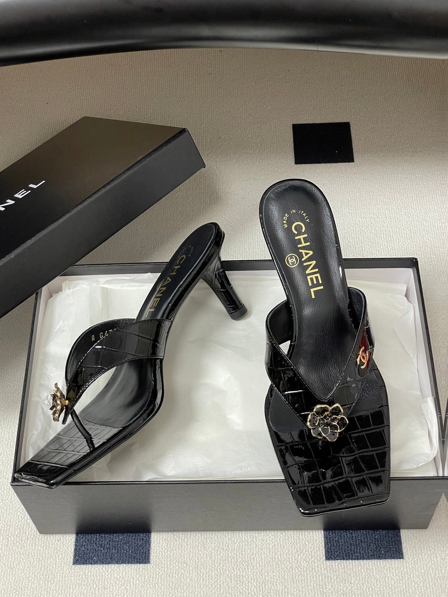 Chanel 2026 Camellia Flip-Flops High-Heeled Cowhide Sheepskin 834726