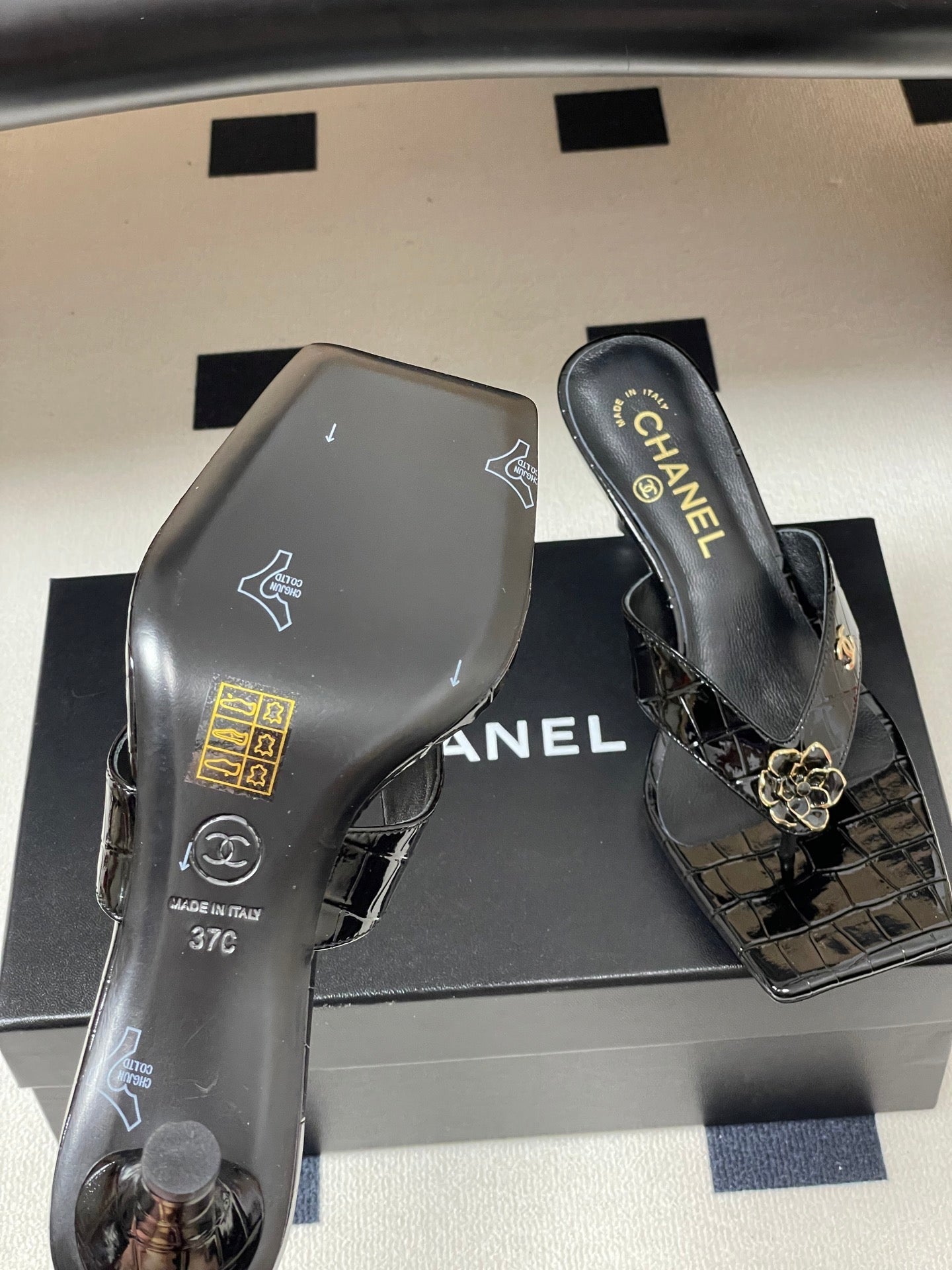 Chanel 2026 Camellia Flip-Flops High-Heeled Cowhide Sheepskin 834726