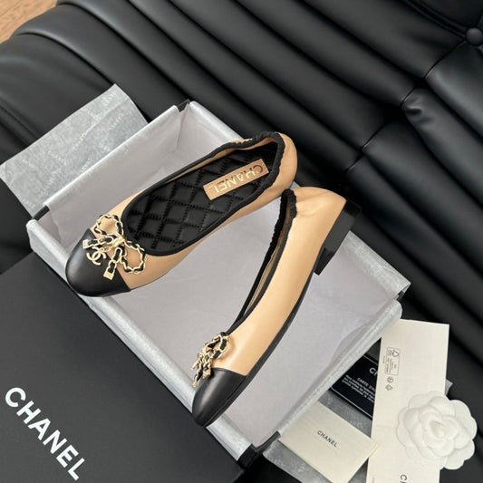 CC Ballet Flats In Beige Lambskin 143530