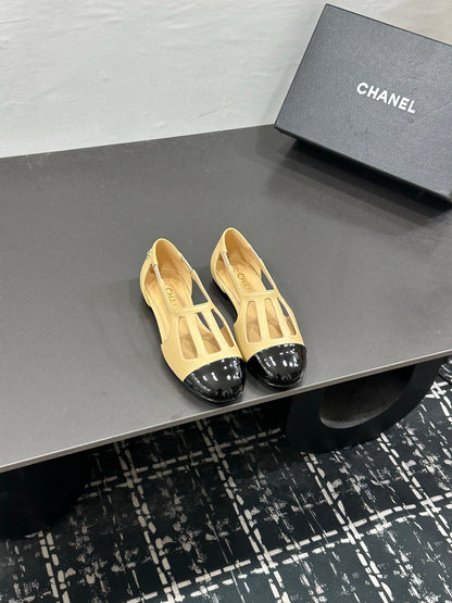 Chanel 2026 Flat Sandals Leather Sheepskin 832561