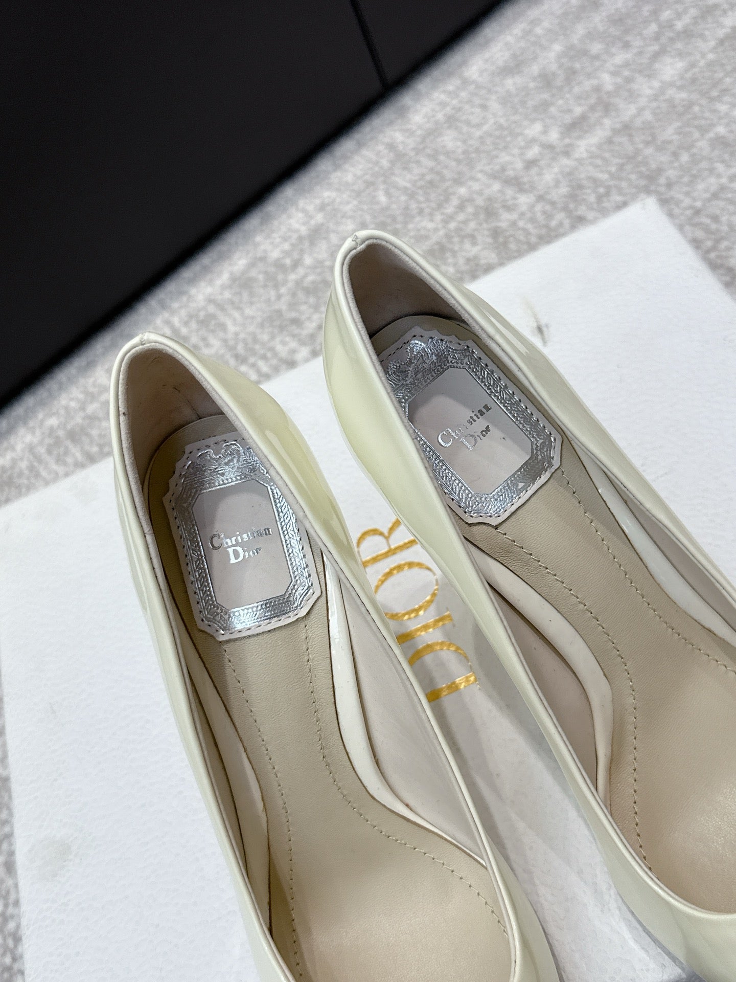 CD 26s High Heels Pump 105 White Patent Leather 661478