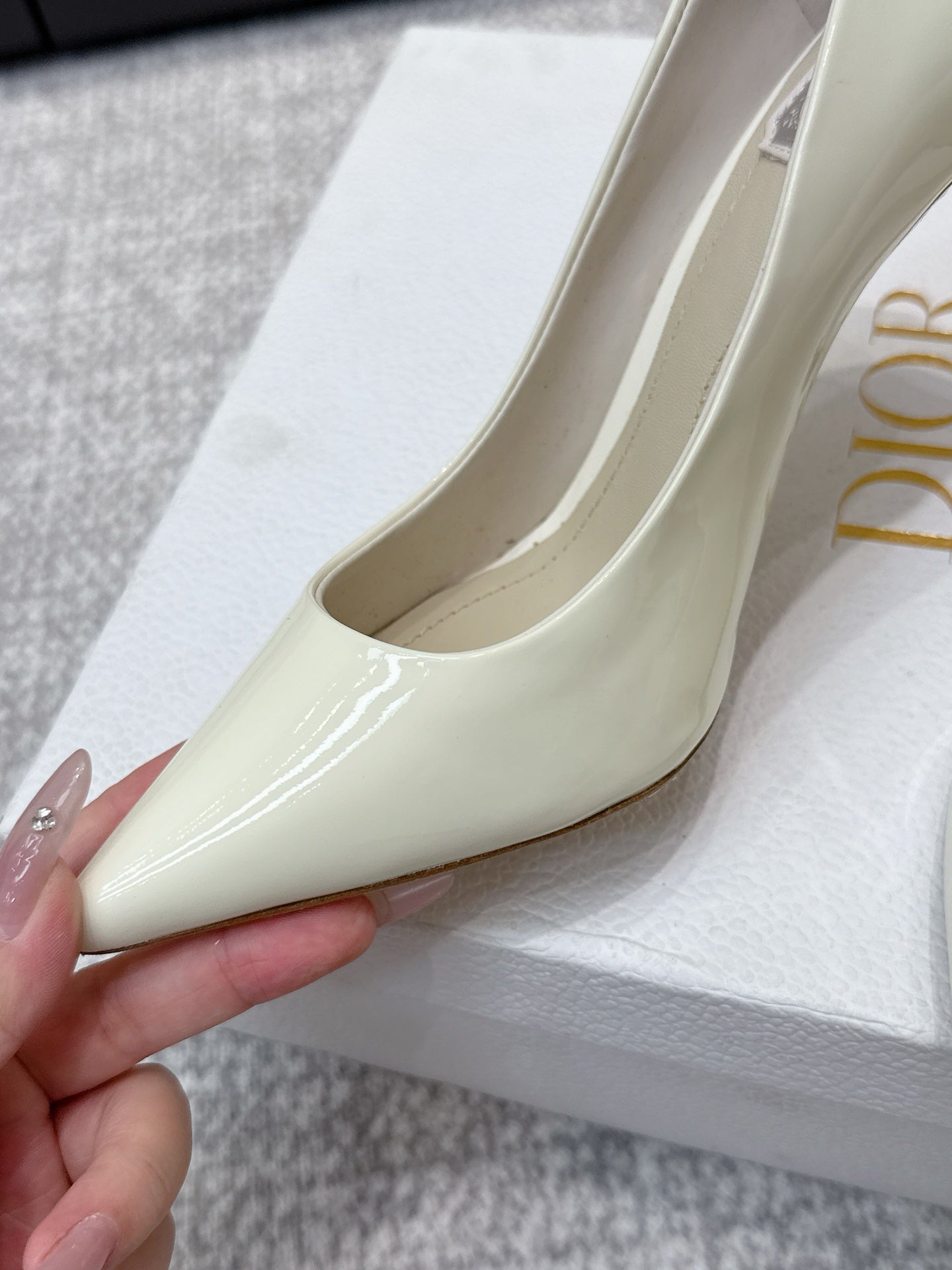 CD 26s High Heels Pump 105 White Patent Leather 661478
