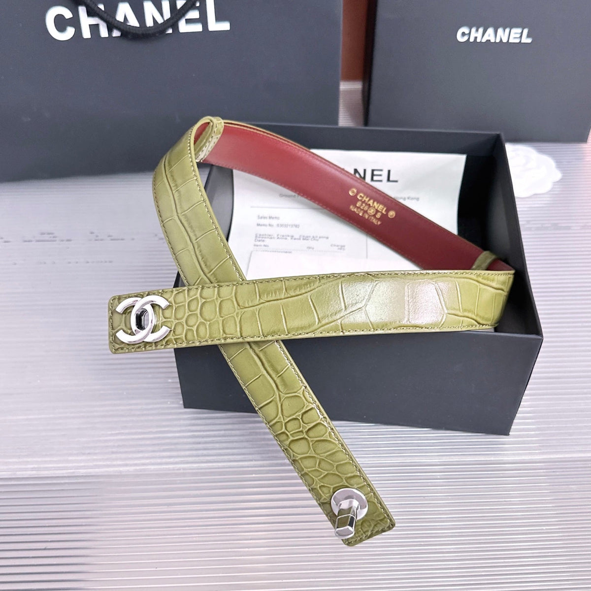 CC Fall Winter 2026 3cm Belt Khaki Gold Crocodile-Embossed Leather