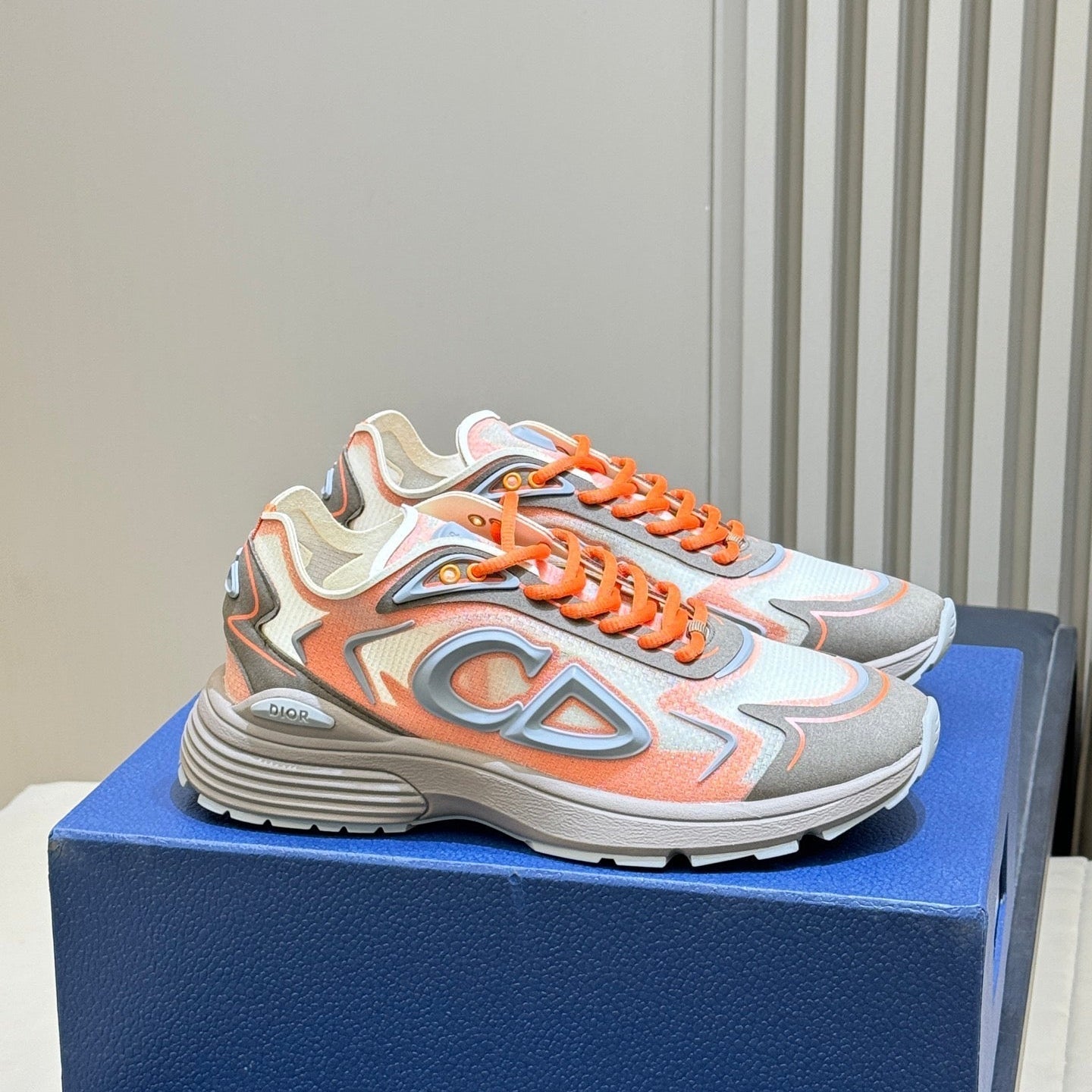 CD 26 B30 Sneaker Orange Silver Gray Mesh TPU 621819