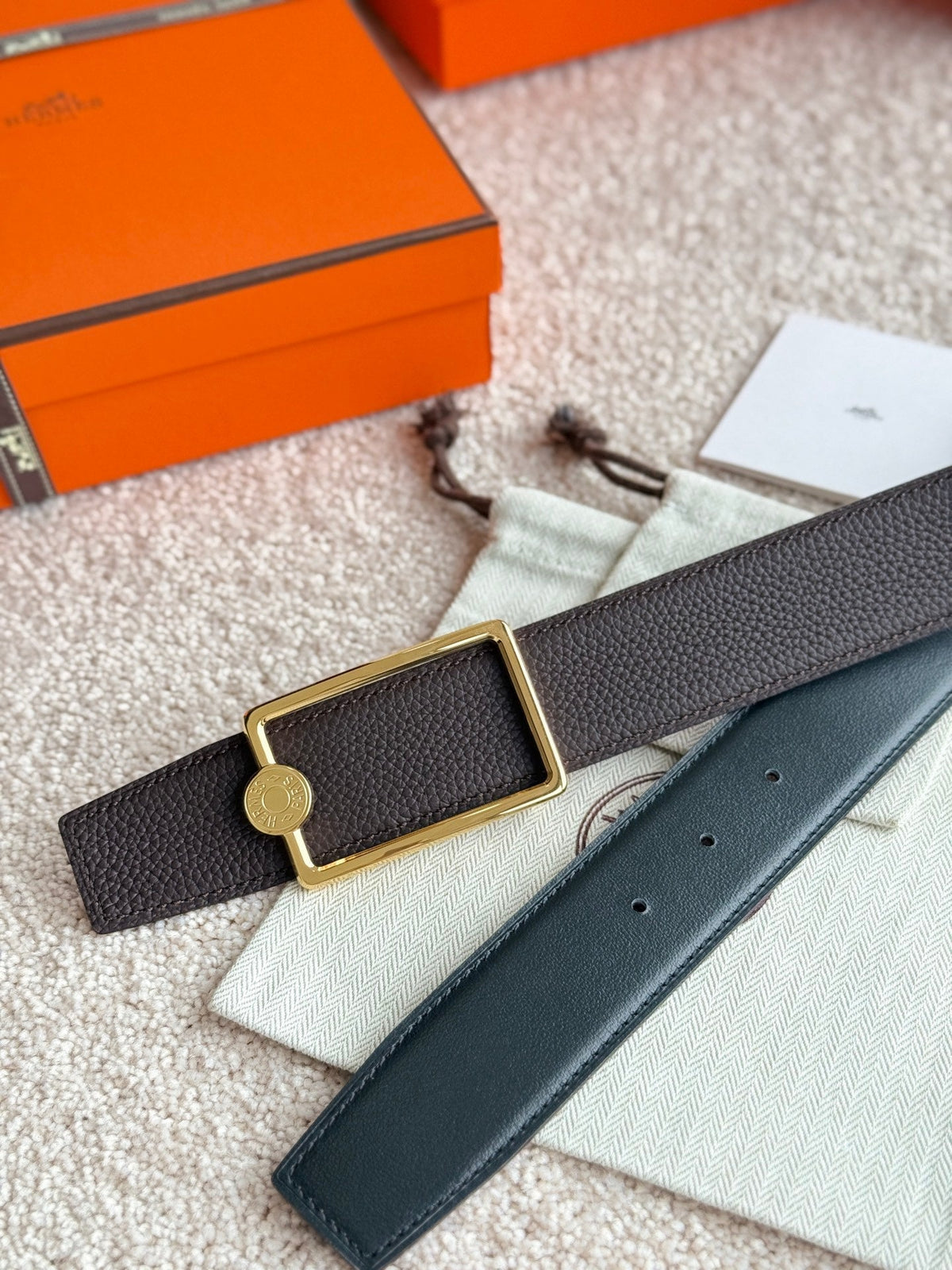 HM Gold Oscar Buckle Belt 38mm Black Chocolate Leather 187785