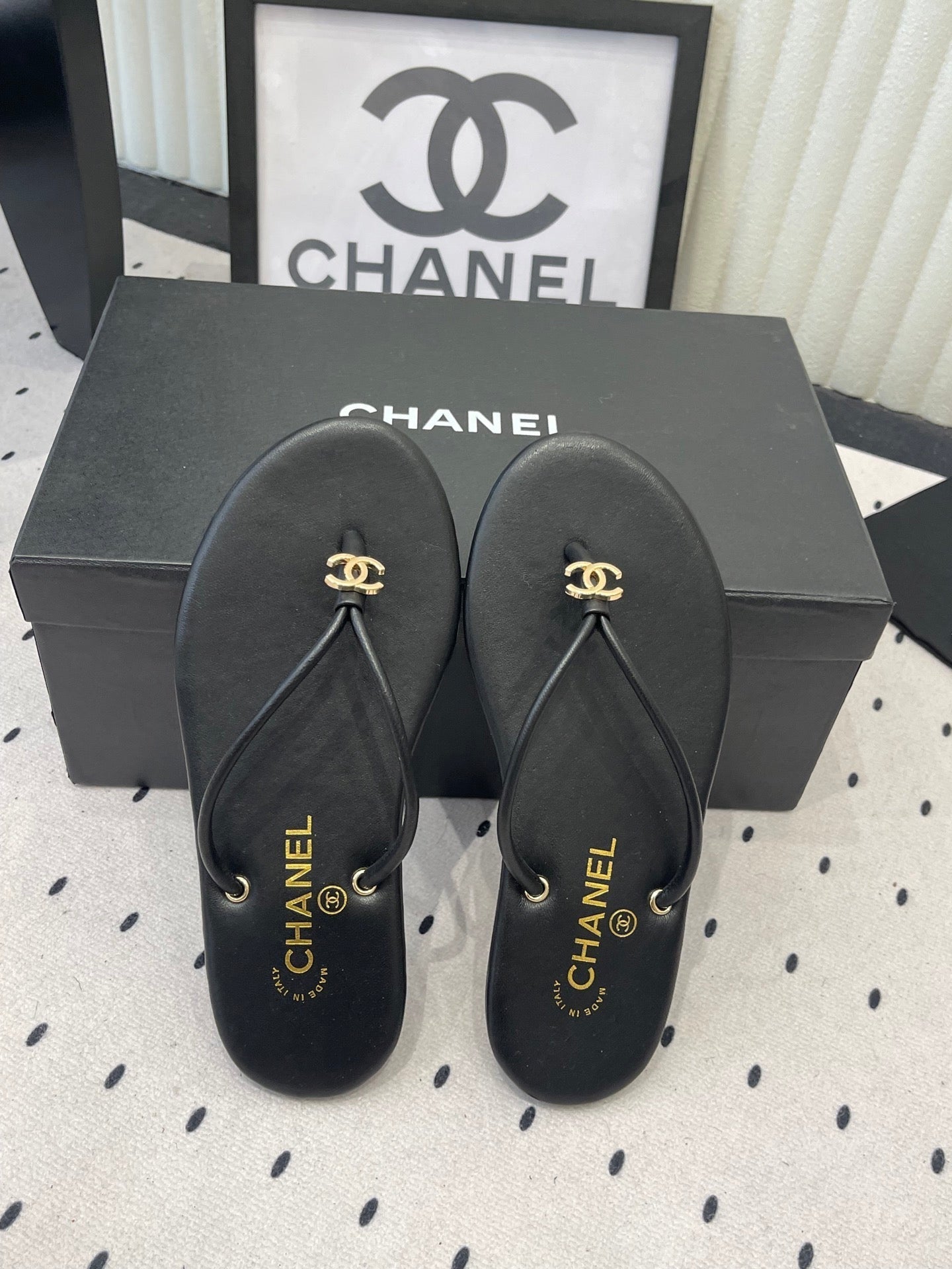 Chanel 2026 Thong Sandal Black Sheepskin 720044