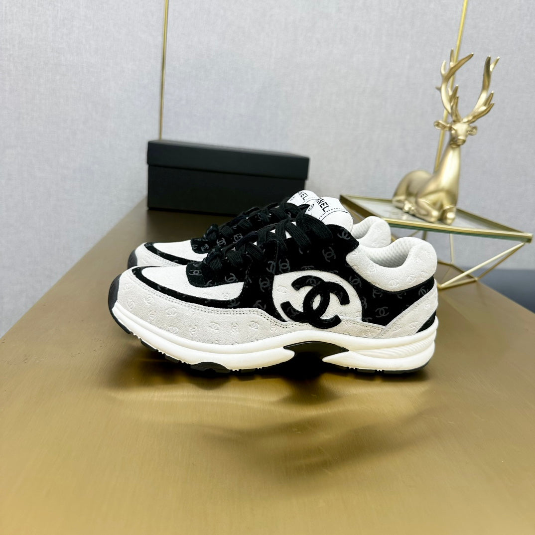 CC 2026 Casual Sneakers White Black Monogram Suede 668048